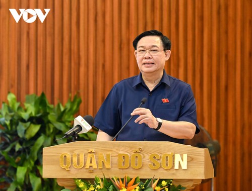 Ketua MN Vietnam, Vuong Dinh Hue Berkontak dengan Para Pemilih Kota Hai Phong - ảnh 1