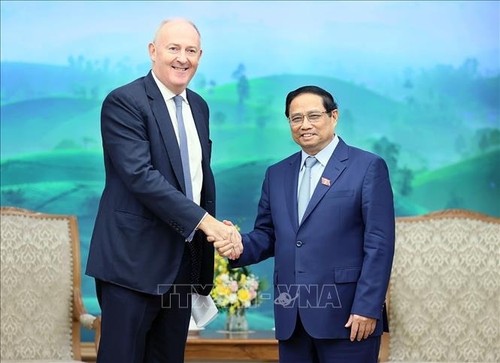PM Vietnam, Pham Minh Chinh Menerima Presiden Grup John Swire&Sons - ảnh 1
