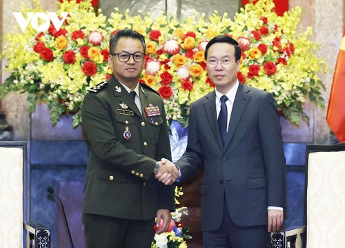 Presiden Vietnam, Vo Van Thuong Menerima Deputi PM, Menhan Kamboja - ảnh 1