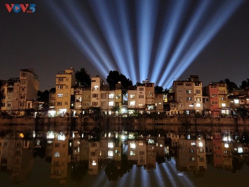 Dengan Senang Menawarkan Pengalaman di Festival Desain Kreatif Hanoi 2023 - ảnh 14