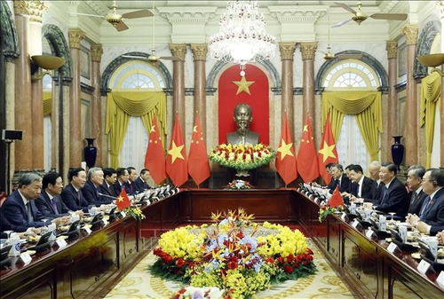 Presiden Vietnam, Vo Van Thuong Lakukan Pembicaraan dengan Sekjen, Presiden Tiongkok, Xi Jinping - ảnh 1