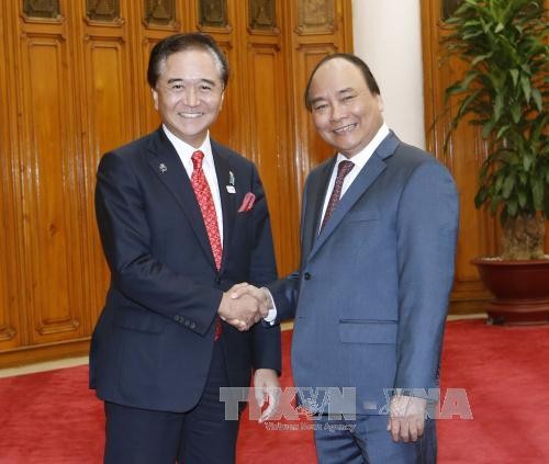Nguyen Xuan Phuc reçoit le préfet de Kanagawa (Japon) - ảnh 1