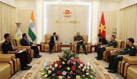 La coopération défensive, pilier des liens Vietnam - Inde - ảnh 1