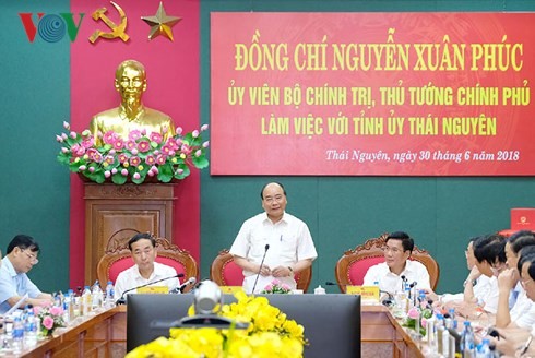 Le PM travaille avec des principaux responsables de Thai Nguyên - ảnh 1