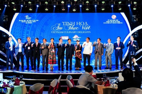 ITE - HCMC 2018 expo opens in HCM City  - ảnh 1