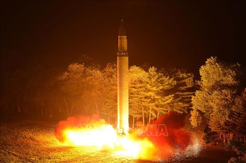 South Korea urges North Korea to return to nuclear talks - ảnh 1