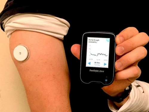 Abbott’s FreeStyle Libre system helps Vietnamese diabetes patients manage glucose - ảnh 1