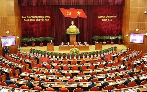 Party Central Committee discusses scores of pressing issues - ảnh 1