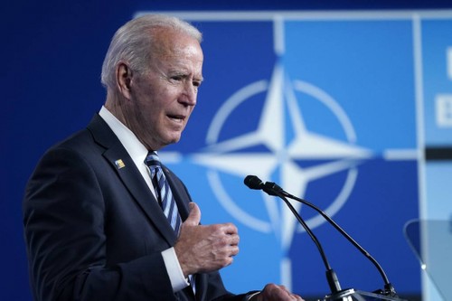 Sweden, Finland's leaders meet with Biden on NATO expansion plan - ảnh 1