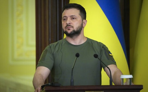 Zelenskiy's talks with other leaders signal diplomatic flurry around Ukraine - ảnh 1