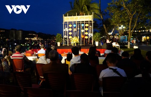Unique cultural activities welcome New Year 2023 in Hoi An - ảnh 1