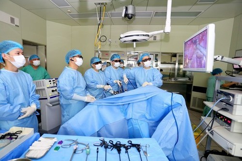 Hue Central Hospital wins first prize at ASEAN colorectal surgeon competition - ảnh 1