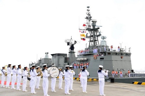 ASEAN dan Tiongkok mengakhiri latihan perang militer maritim gabungan - ảnh 1