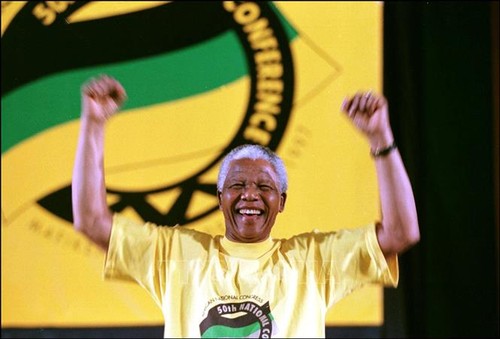 Memuliakan kehidupan besar Presiden Afrika Selatan, Nelson Mandela - ảnh 1
