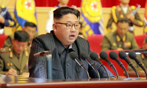 Pemimpin RDRK, Kim Jong-un menjadi Panglima Tertinggi Angkatan Bersenjata RDRK - ảnh 1