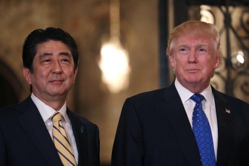 Ketegangan AS-Iran mempengarui kunjungan PM Jepang, Shinzo Abe di Iran - ảnh 1