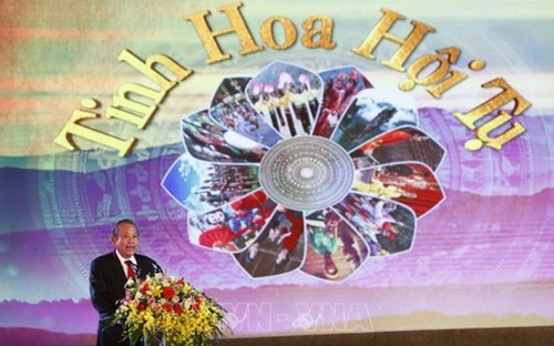 Pembukaan Festival pertunjukan pusaka budaya non-bendawi nasional dan Festival Kota Tuyen Quang 2019 - ảnh 1