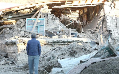  Presiden Turki: Akan menggunakan semua sumber daya untuk menemukan orang yang selamat dalam gempa bumi - ảnh 1
