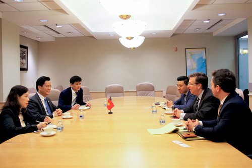 Vietnam dan AS mendorong kegiatan-kegiatan kerjasama perdagangan, investasi dan pariwisata bilateral - ảnh 1
