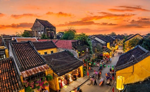 Memperkenalkan beberapa tempat wisata pada musim panas di Vietnam - ảnh 3