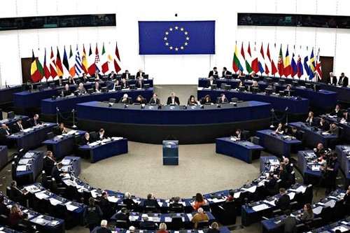 Parlemen Eropa menuntut supaya memperbaiki rancangan anggaran keuangan Uni Eropa - ảnh 1