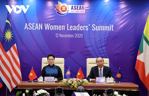 KTT Pemimpin Perempuan ASEAN: Mengembangkan Peranan Perempuan dalam Pemulihan Menyeluruh Pasca Pandemi - ảnh 1