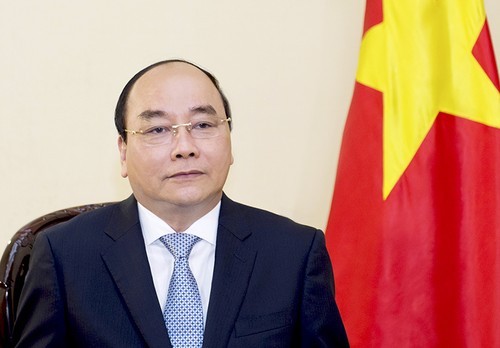 PM Nguyen Xuan Phuc: Vietnam Ingin Terus Menerima Dukungan dan Sinergi  OECD dalam Pembangunan Tanah Air - ảnh 1