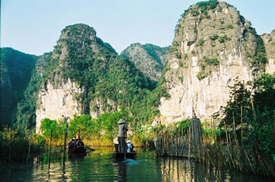 Tam Coc-Bich Dong – eine bekannte Landschaft in Ninh Binh - ảnh 1