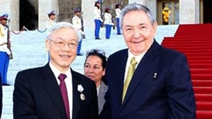 KPV-Generalsekretär Nguyen Phu Trong bedankt sich für herzlichen Empfang in Kuba - ảnh 1