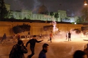 Ägypten untersucht Hintergrund der Gewalt um Präsidentenpalast - ảnh 1