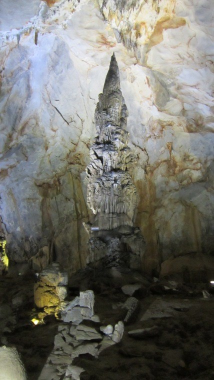 Die Schönheit der Thien Duong-Höhle - ảnh 5