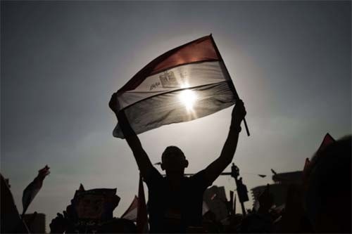 Ägyptens Militär stellt Regierung Ultimatum - ảnh 1