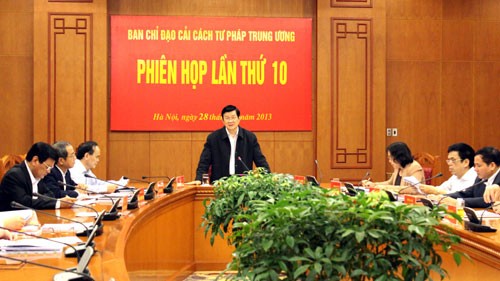 Staatspräsident tagt mit dem Ministerium für öffentliche Sicherheit über Justizreform - ảnh 1