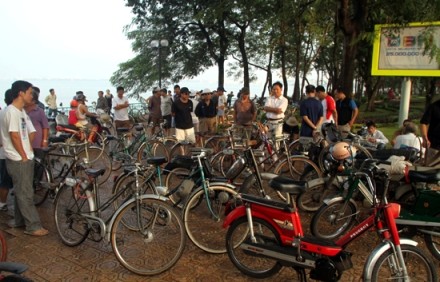 Alte Fahrräder und Erinnerung an das alte Hanoi - ảnh 1
