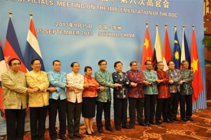 ASEAN und China verhandeln über COC - ảnh 1