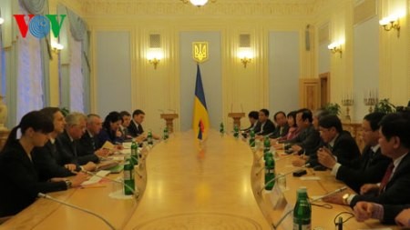 Parlamente Vietnams und der Ukraine arbeiten verstärkt zusammen - ảnh 1