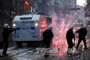Türkischer Premierminister wirft Opposition Anstiftung zu den Unruhen vor - ảnh 1