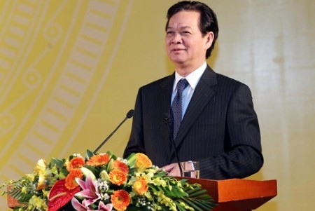 Premier Nguyen Tan Dung reist zum Atomsicherheitsgipfel in den Niederlanden - ảnh 1