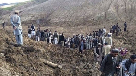 Weltgemeinschaft unterstützt Afghanistan bei der Beseitigung der Folgen des Erdrutsches - ảnh 1