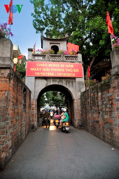 Zehn typische Architektureinrichtungen der Geschichte Hanois - ảnh 14