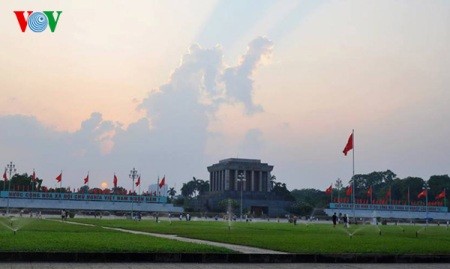 Zehn typische Architektureinrichtungen der Geschichte Hanois - ảnh 24