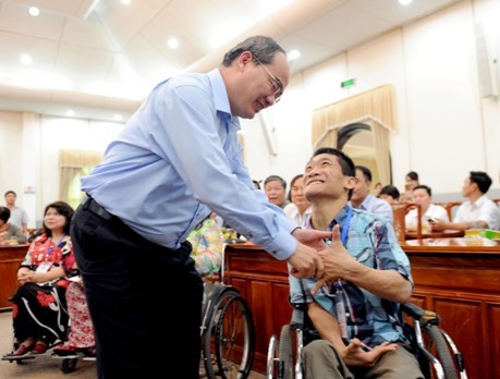 Veranstaltung zum 35. Jahrestag der Menschen mit Behinderungen in Vietnam - ảnh 2