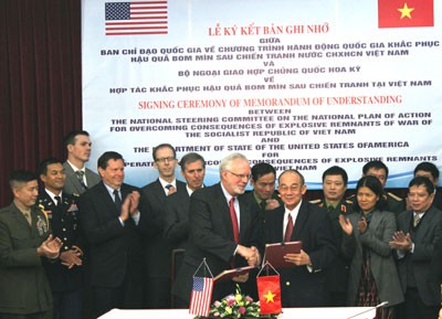 Vietnam und die USA arbeiten bei Minenräumung zusammen - ảnh 1
