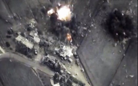 Russische Luftwaffe fliegt keine Angriffe gegen syrische Zivilisten - ảnh 1