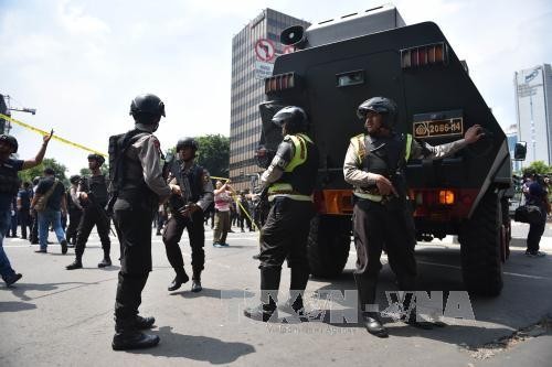 Weltgemeinschaft protestiert gegen Terroranschläge in Jakarta - ảnh 1