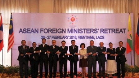 Erstes Seminar im Rahmen der ASEAN-Außenministerkonferenz in Laos beendet - ảnh 1