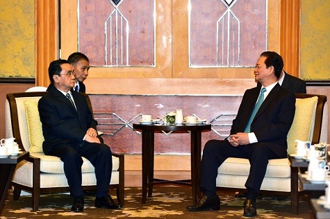 Vietnamesische Staats- und Regierungschefs treffen den laotischen Premierminister in Hanoi - ảnh 1