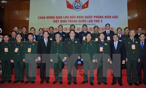 Freundschaftlicher Austausch über friedliche Grenzlinie zwischen Vietnam und China - ảnh 1