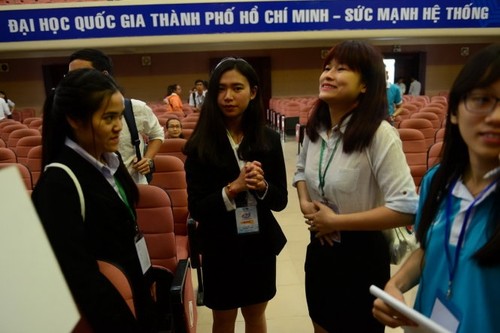 Eröffnung des ersten internationalen Wissenschaftsforums für Studenten in Vietnam - ảnh 1