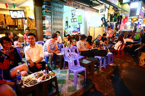 Die beliebten Besuchsziele in Ho Chi Minh Stadt - ảnh 11